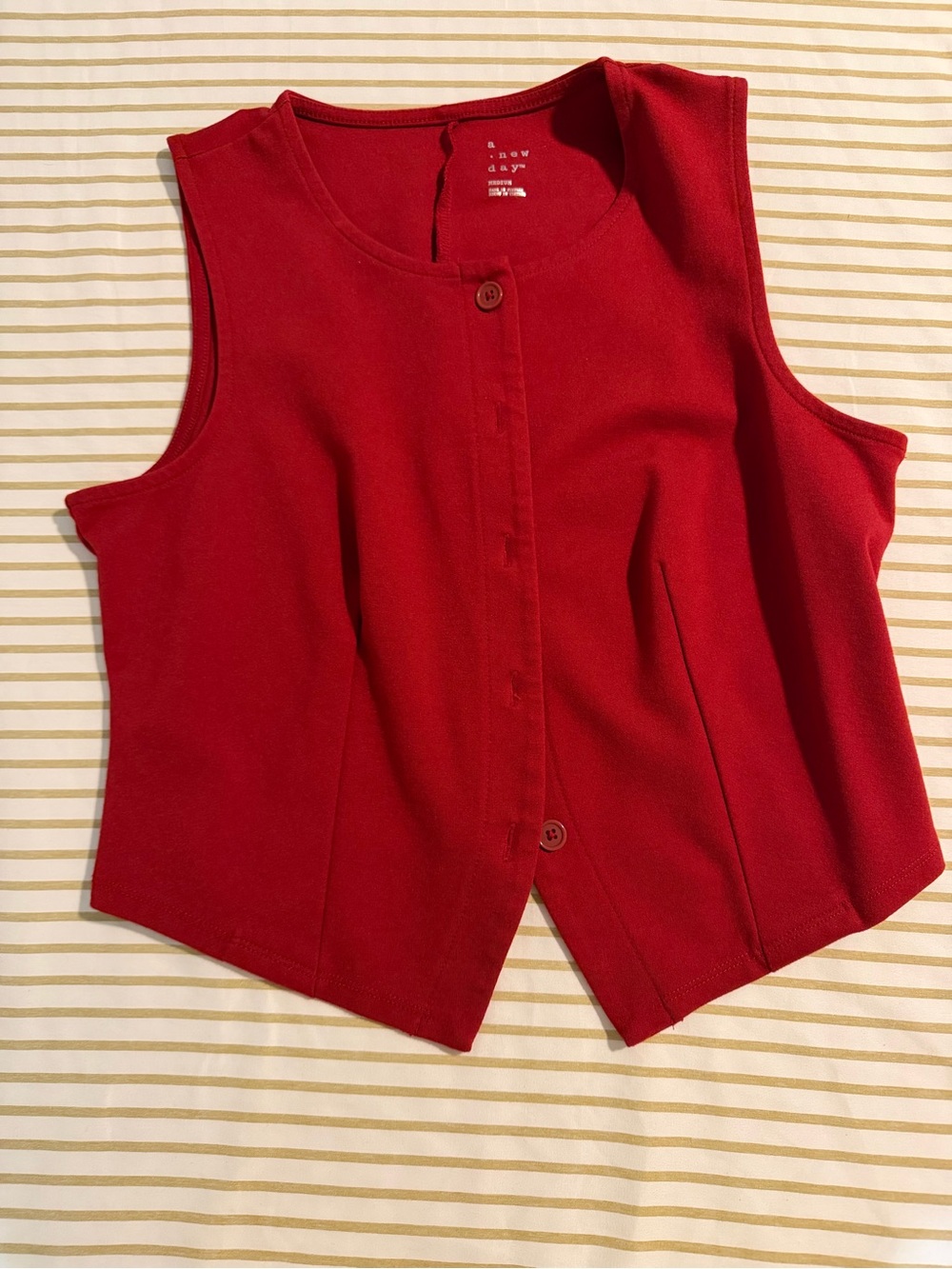 a new day Red Sleeveless Button-Front Crop Top
